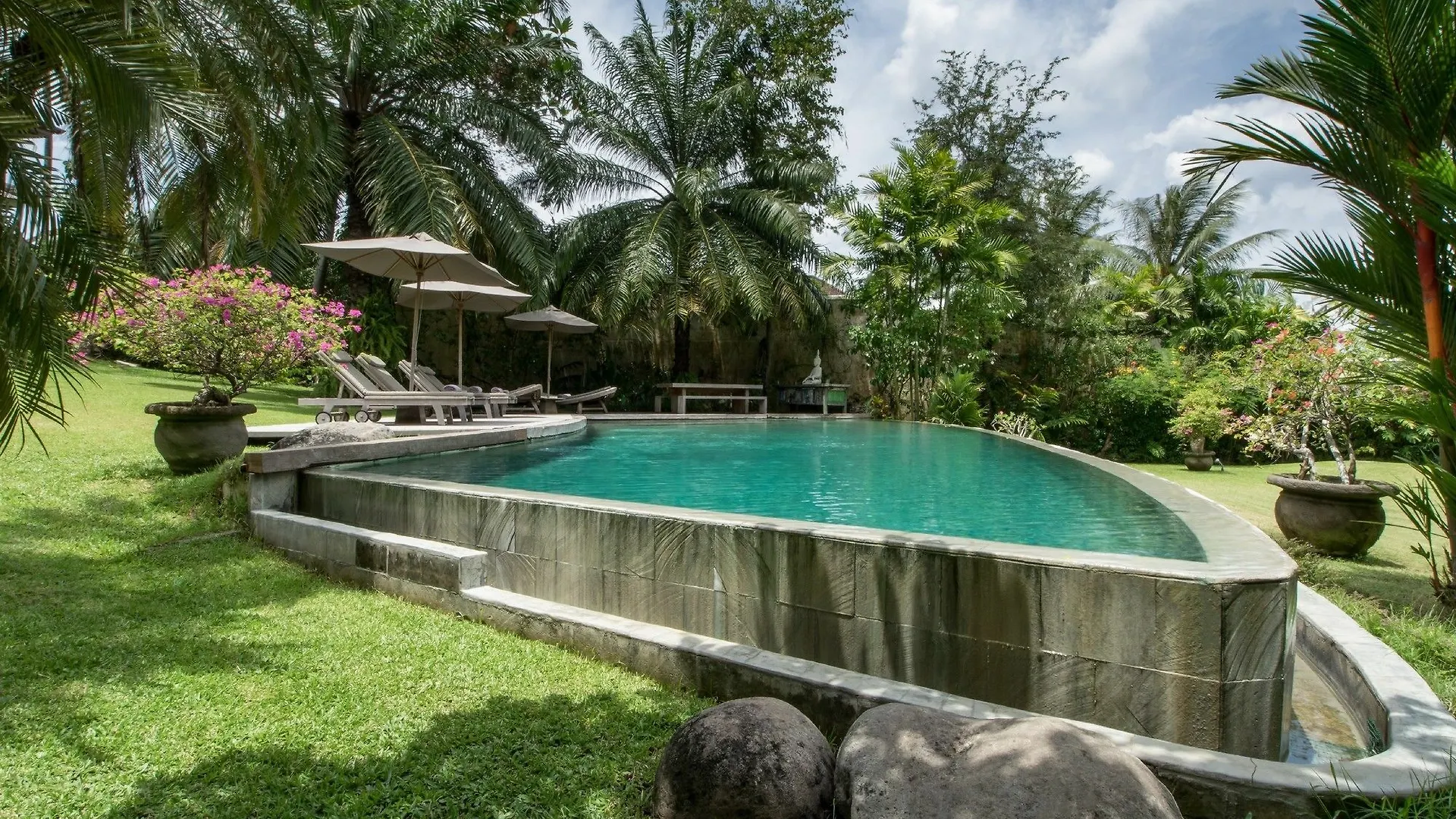 Villa Galante Seminyak Indonesien