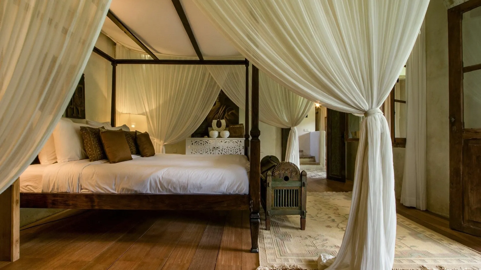 Villa Galante Seminyak  Indonesia